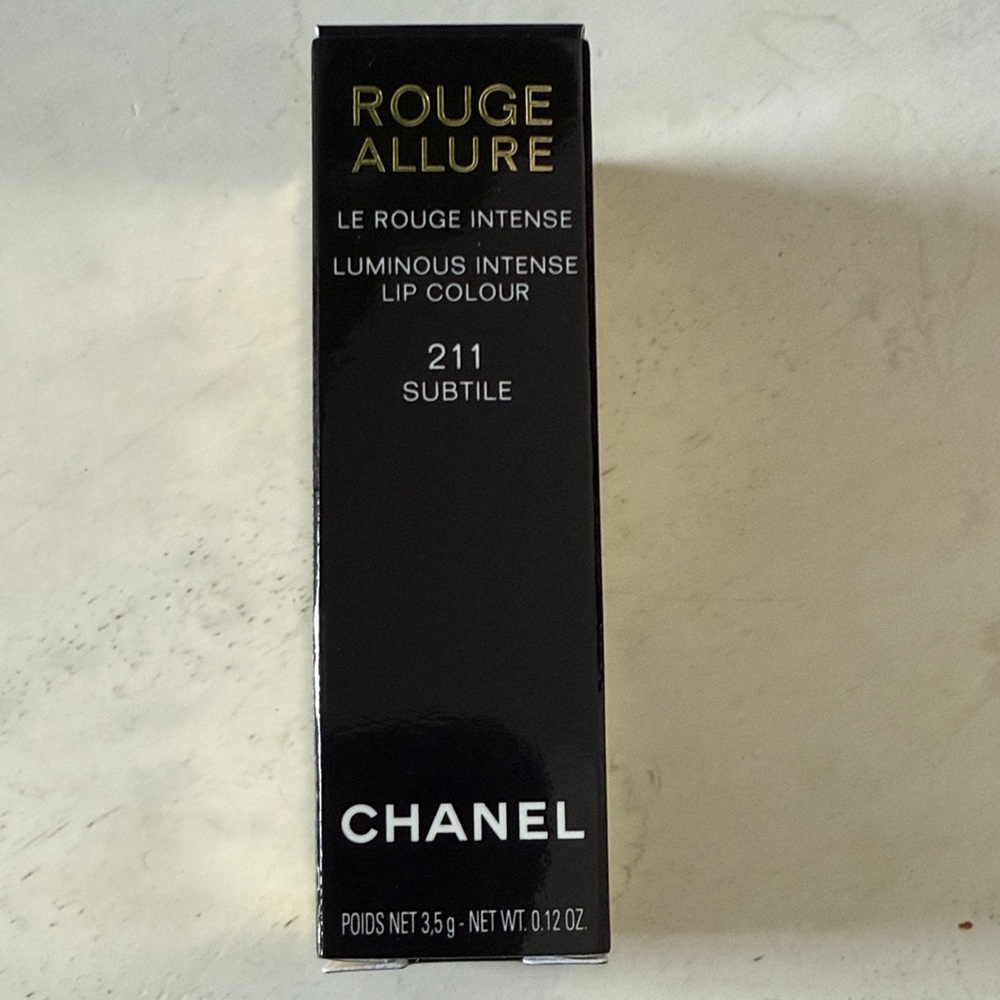 CHANEL Rouge Allure Lipstick - Subtle Black